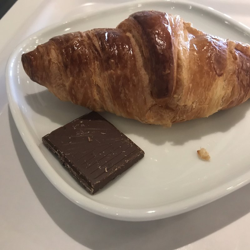 クロワッサン(IKEA鶴浜)