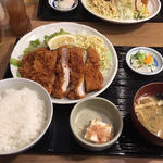 特上ロースかつ定食