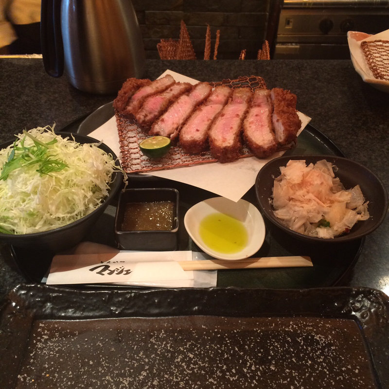 日向 あじ豚(とんかつ マンジェ)