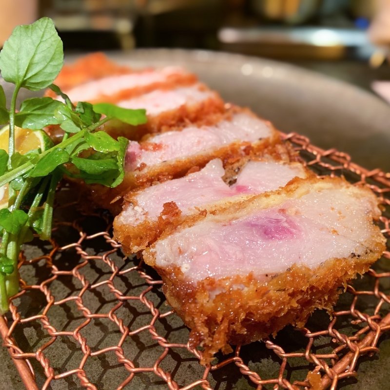 鹿児島産黒豚(とんかつ マンジェ)