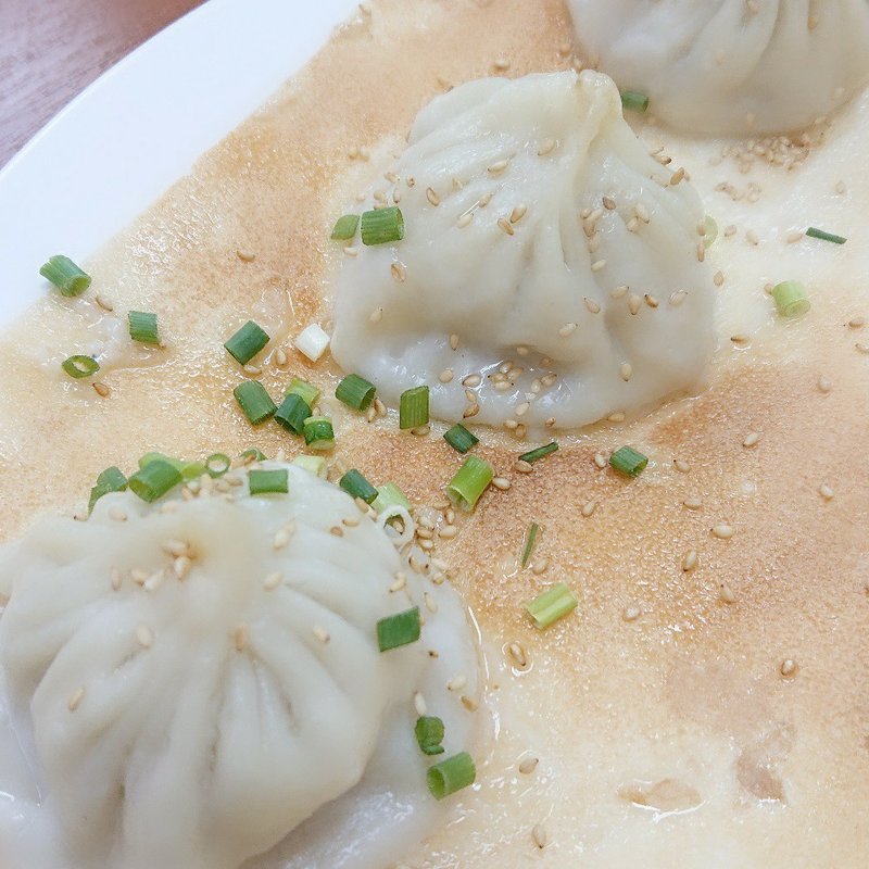 焼き小籠包(3個)(金春本館 （コンパル）)