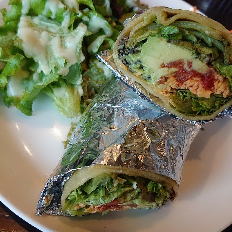 サルサ&ベジタブルブリトー(ベーカリー&カフェ 沢村 広尾プラザ)