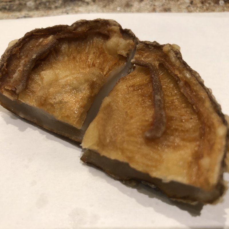 原木椎茸の天ぷら(妻恋坂けい吾)