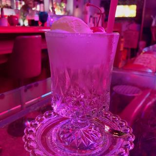 バラクリームソーダ(ニュー秘宝館)