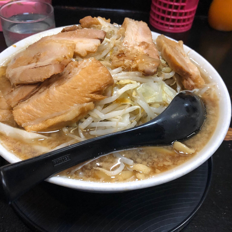 ラーメン並(自家製太麺 ドカ盛 マッチョ 三ノ宮店 )