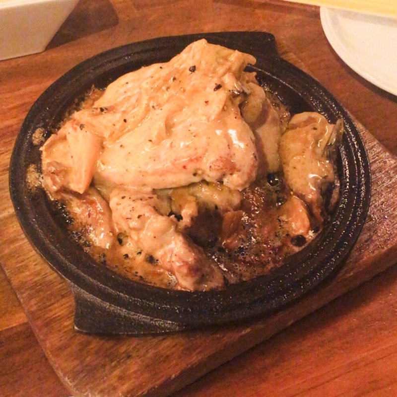 豚肩ロースのポルチーニソースがけ(赤バル RETZE 赤羽店)