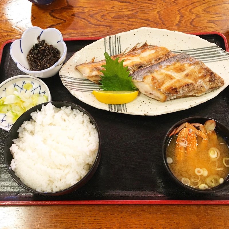 タチウオの塩焼き定食(食事処 池田)