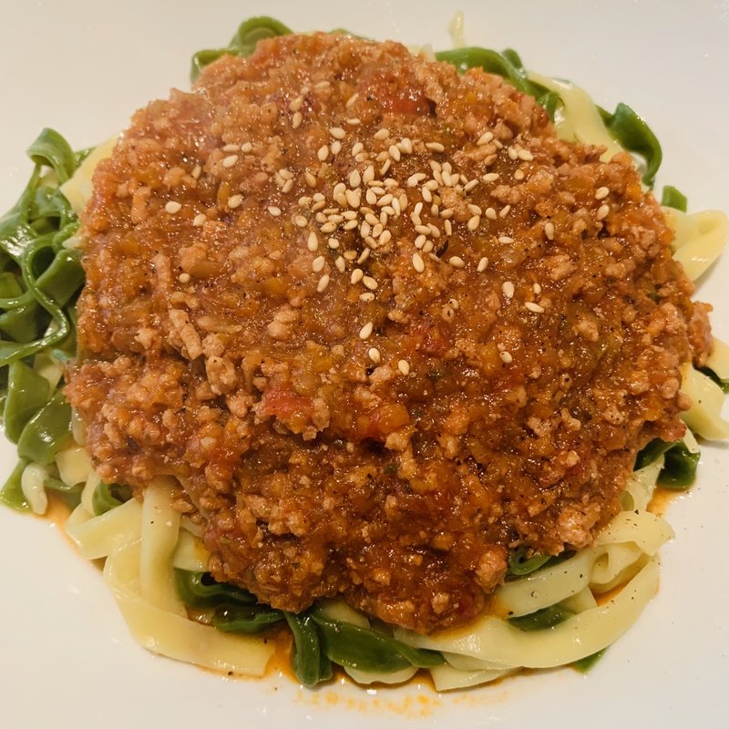 もろみ豚のミートソース(Banana cafe)