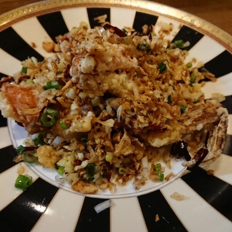 ソフトシェルクラブのピリ辛香草揚げ(china bistro 八寸)