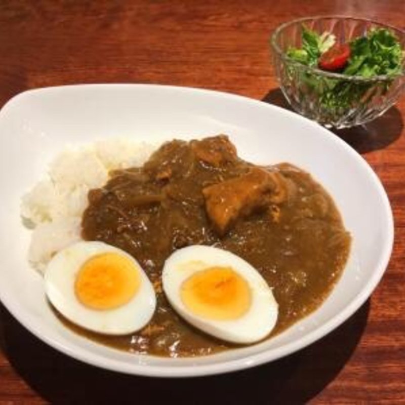 一番人気のチキンカレー （ランチセット）(KARAOKE CAFE&BAR 明洞)