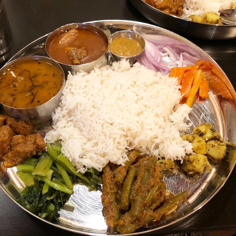 月と太陽のダルバート(月と太陽)