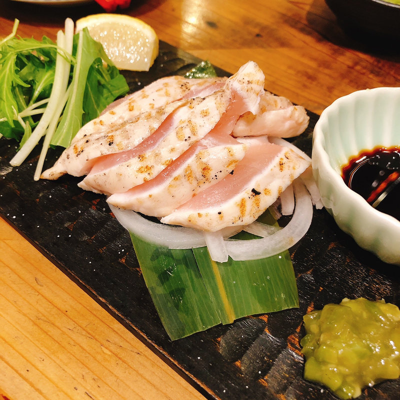 笹身たたき(焼鳥くりやま 池袋西口店)