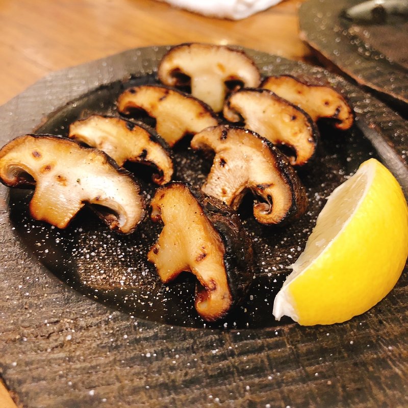 しいたけ(焼鳥くりやま 池袋西口店)