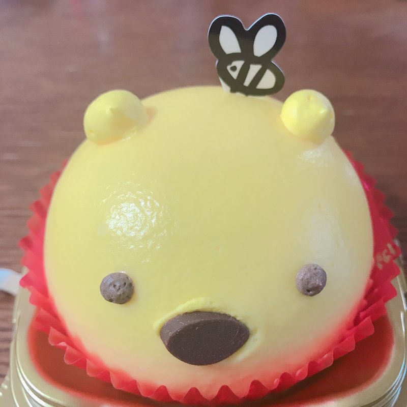 〈くまのプーさん〉メープル&カスタード(セブンイレブン)