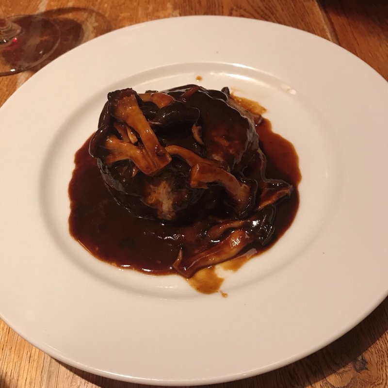 和牛ハンバーグ きのこソース(博多フレンチ ビストロ サイダ)