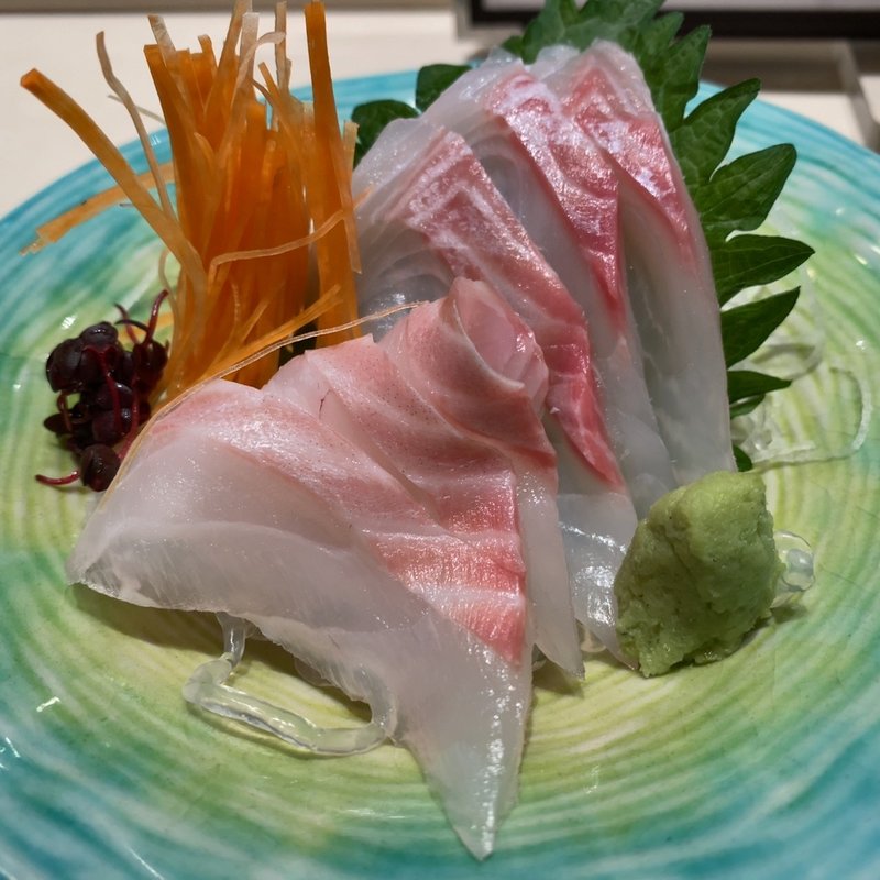 イシガキダイ(江戸東京寿し常 東京ソラマチ店)