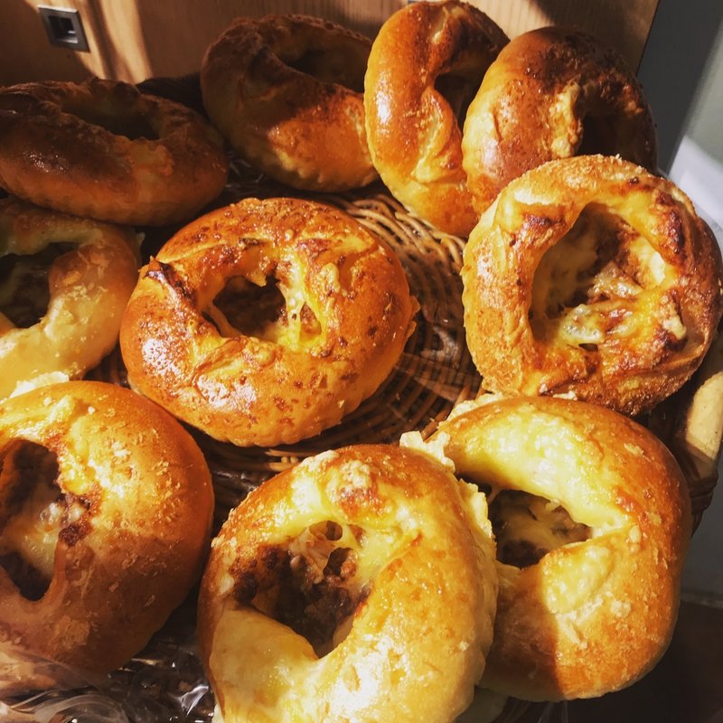 ボロネーゼ＆ポテトのパン(リトルマーメイド 代々木上原店)