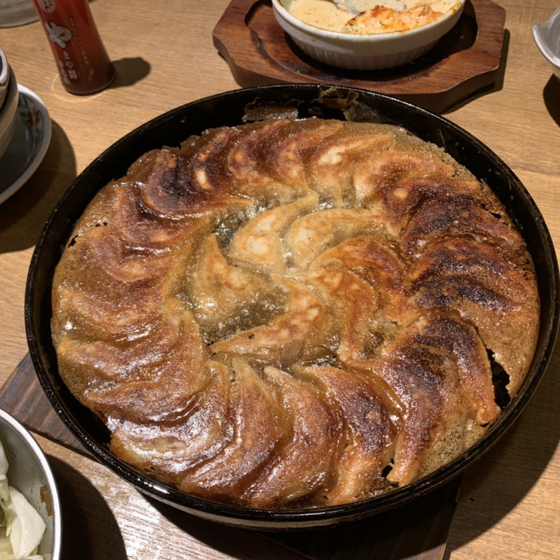 鉄鍋餃子(博多劇場　六本木店)