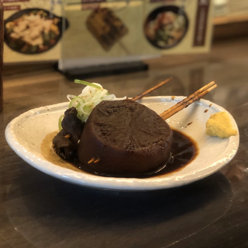 味噌おでん(大根、どて串)(焼きとん 大黒 鶴舞店)