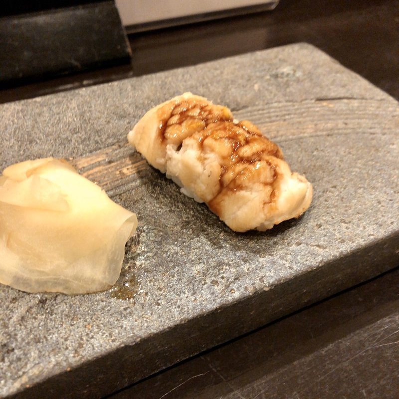 蒸し穴子(すし処 うえの)