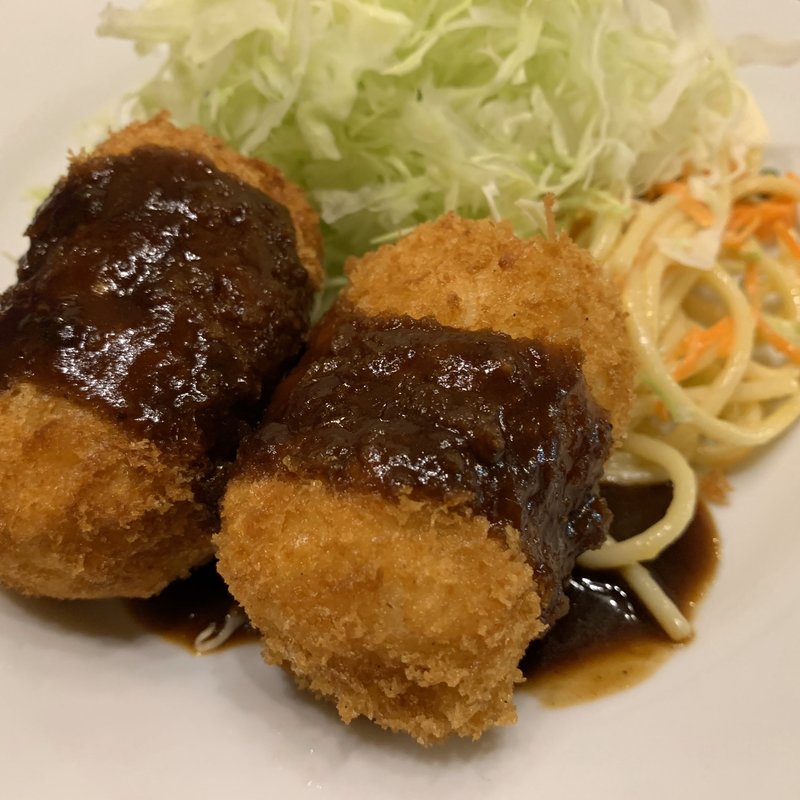 帆立貝のクリームコロッケ2貫(洋食 アカシア 新宿本店)