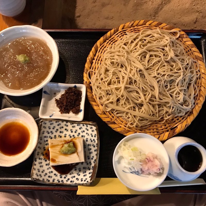 蕎麦セット（刺身蒟蒻＋胡麻豆腐）(手打ちそば 梅の内)