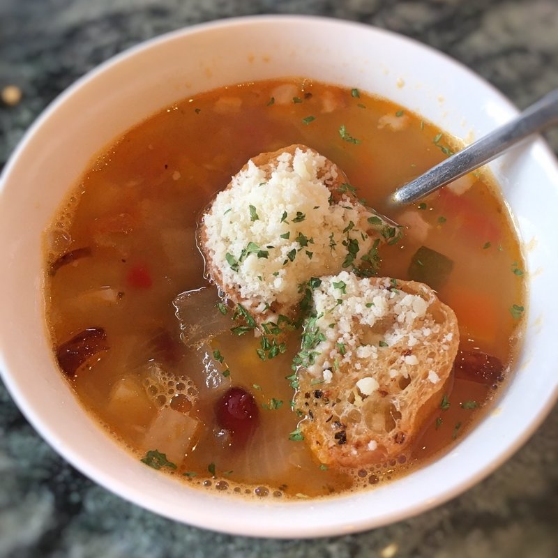 野菜たっぷりコンソメスープ(ラ·スピガ)