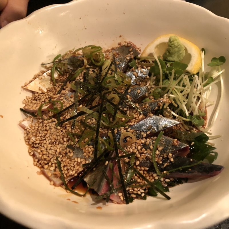 ゴマサバ刺身(ラーメン居酒屋 稀鳥屋)