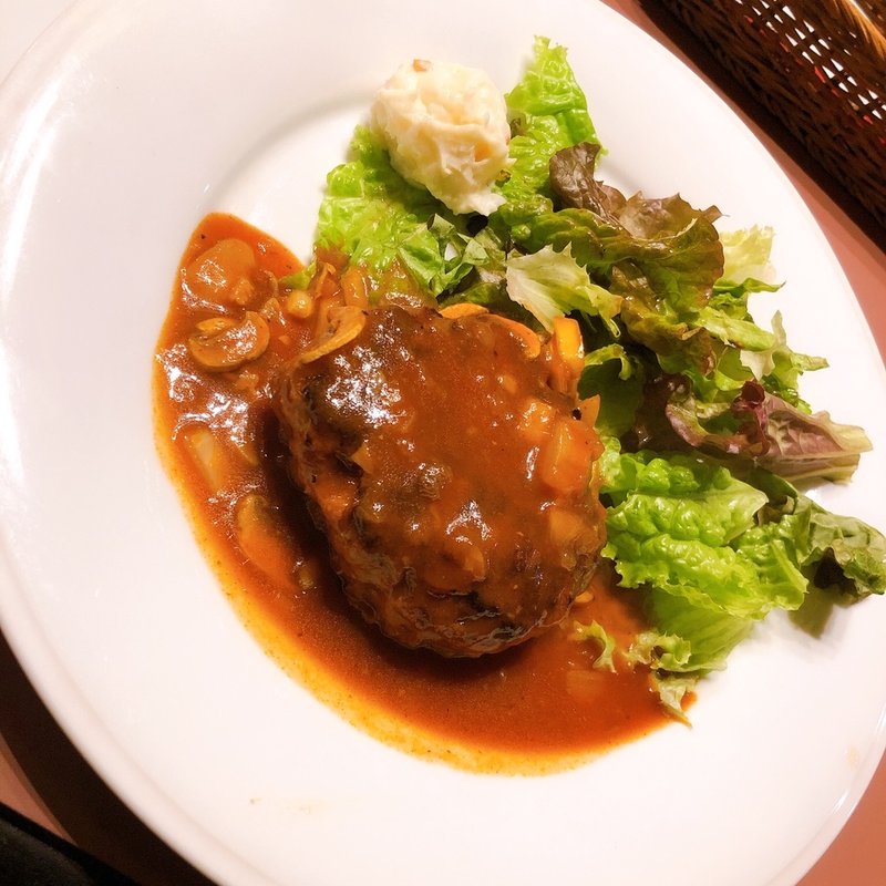 ハンバーグランチ(葡萄の木)