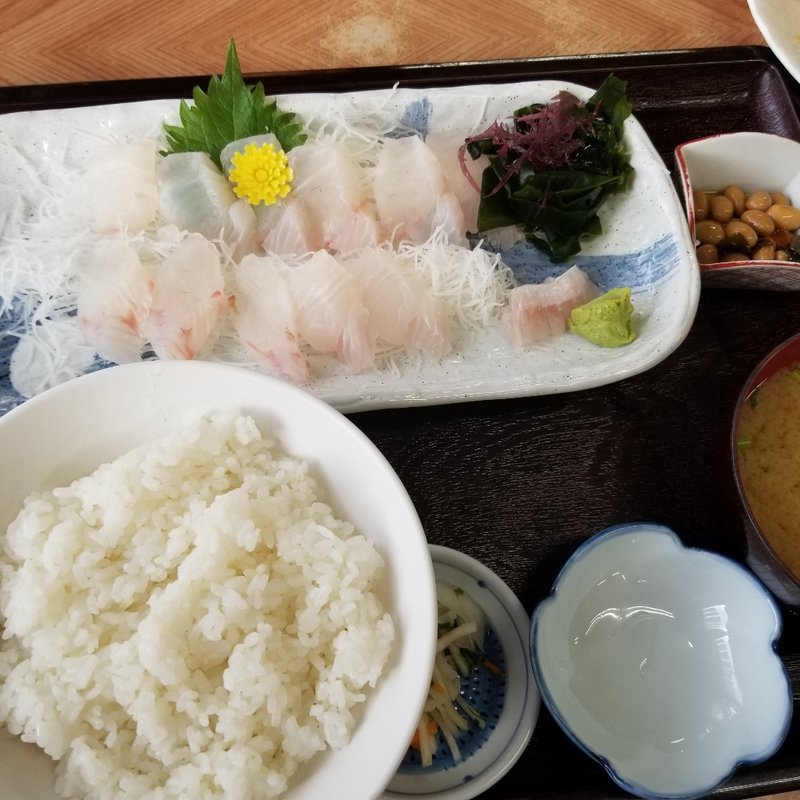 平目の刺し身定食(永田ドライブイン)