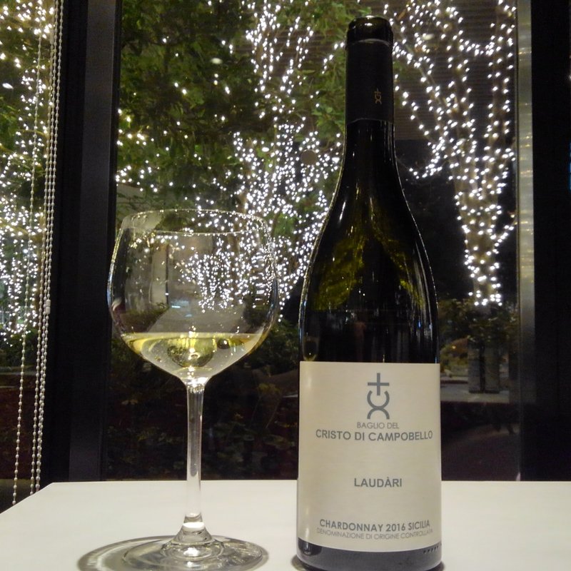 グラスワイン各種（スプマンテ/白ワイン/赤ワイン）(ルッコリーナ)