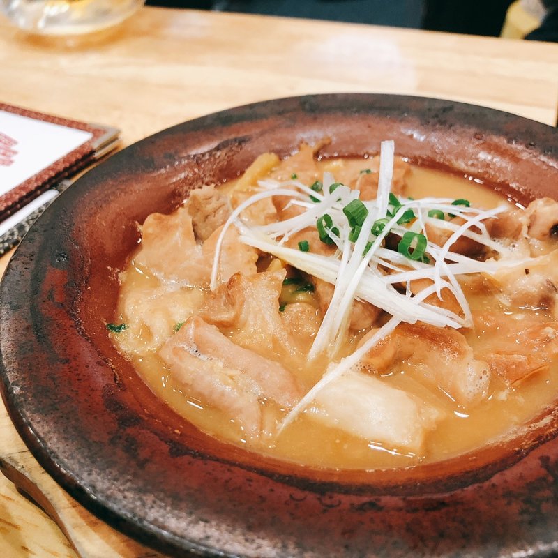 もつ煮込み(ねぎま三ぞう 秋葉原総本店)