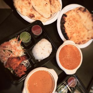チーズナンセット   タンドリーチキンセット(ボンベイキッチン(UberEATS))