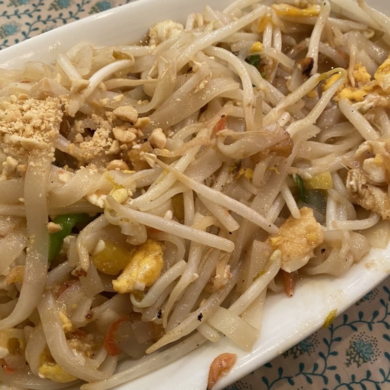 パッタイ(マンゴツリーカフェ新宿)