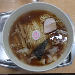 ワンタン麺(一ノ割 大勝軒)