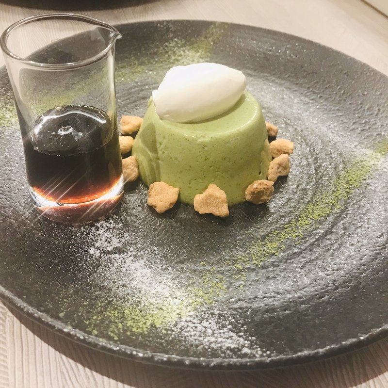 宇治抹茶マスカルポーネババロア 〜黒蜜がけ〜(OMATCHA SALON 池袋)