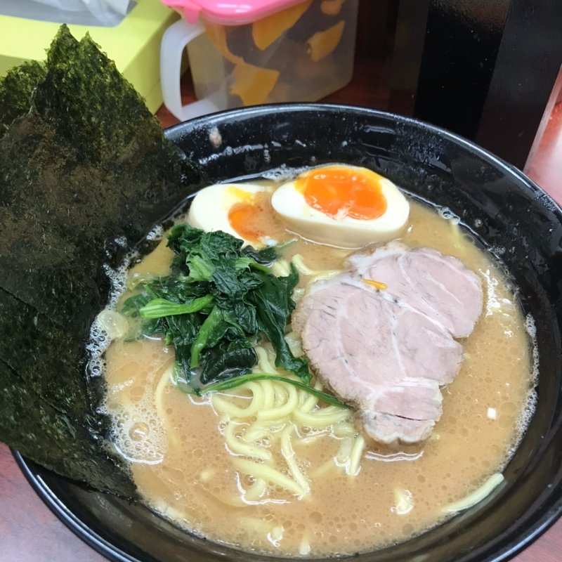味玉ラーメン並（麺かため）(武蔵家 菊名店 （ムサシヤ）)