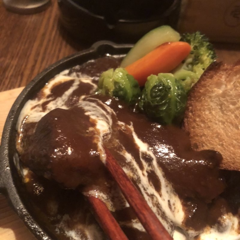 裏メニュー　タンシチュー(笑売人 CHAN炬 （チャンコ）)