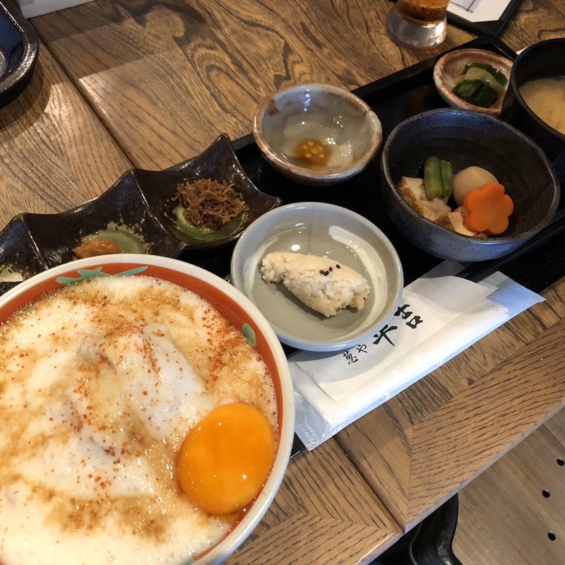 とろろ定食(葱や平吉)