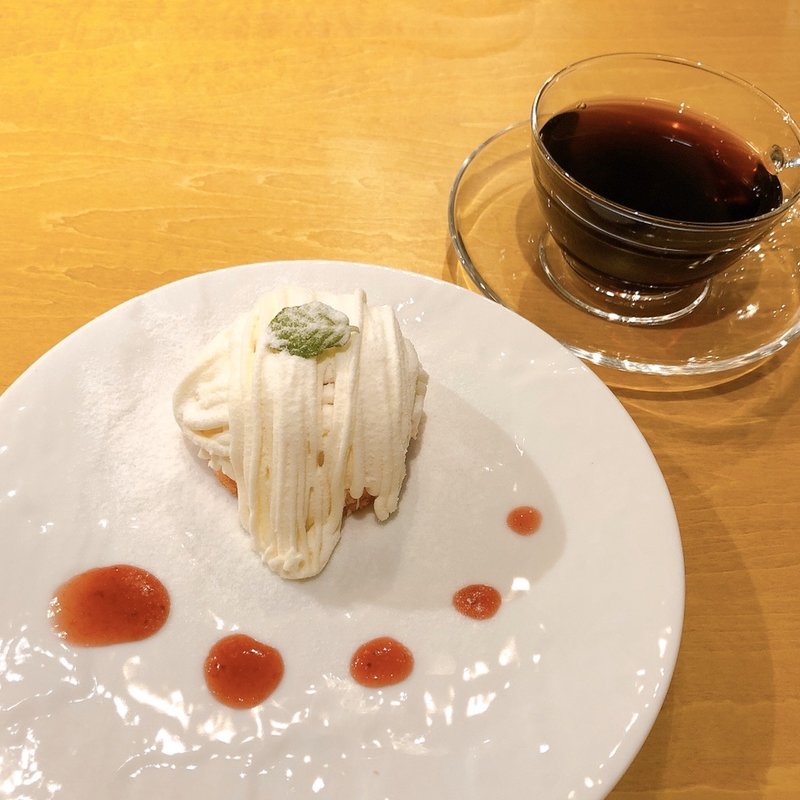 3種のチーズモンブラン(Cafe A.P.O.L(カフェ・ア・ポル))