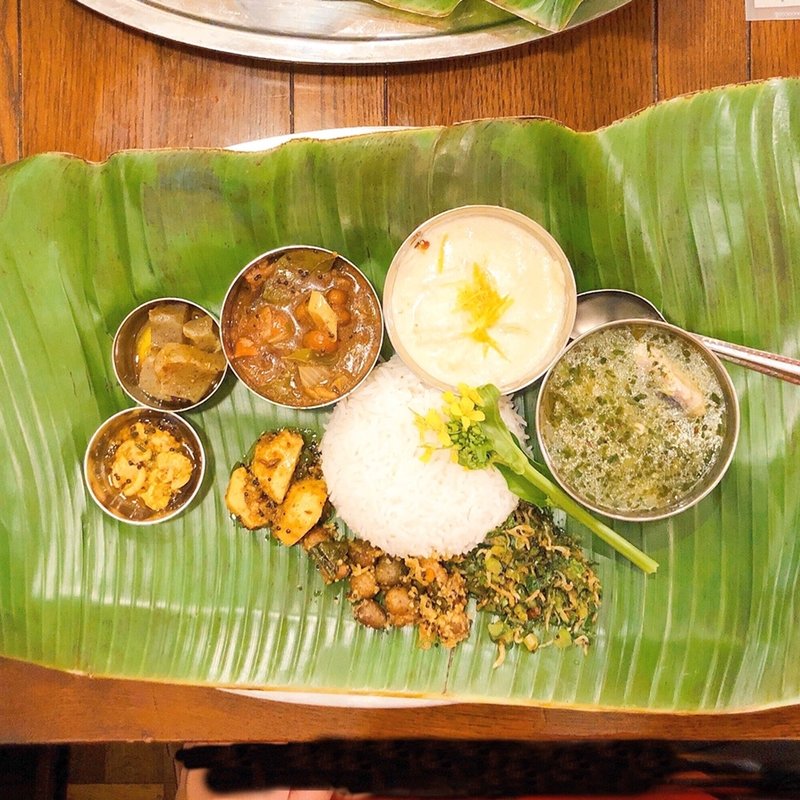 フィッシュ和ミールス（鮭白子アチャール、こんにゃくアチャール追加）【チニグラ間借り時メニュー】(ノマディックライフ （Nomadic Life【旧店名】カムパネルラ）)