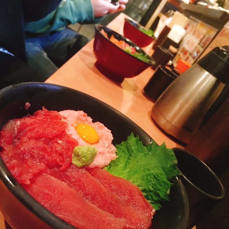 またこい丼(又こい家 総本店)