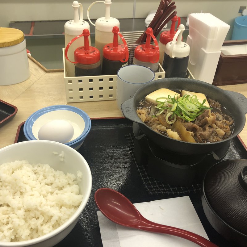 牛すき焼き定食の(吉野家)