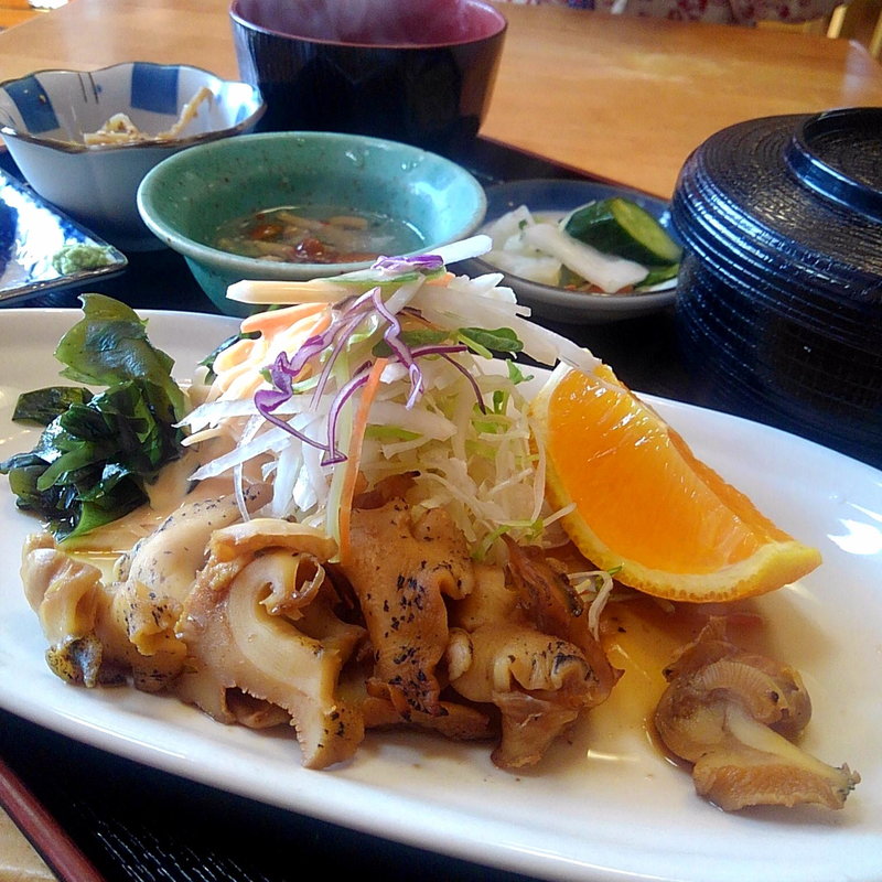 つぶ貝焼き定食(中里飲食店 )