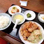 若鶏唐揚げの四川風ソース定食(日日紅 )