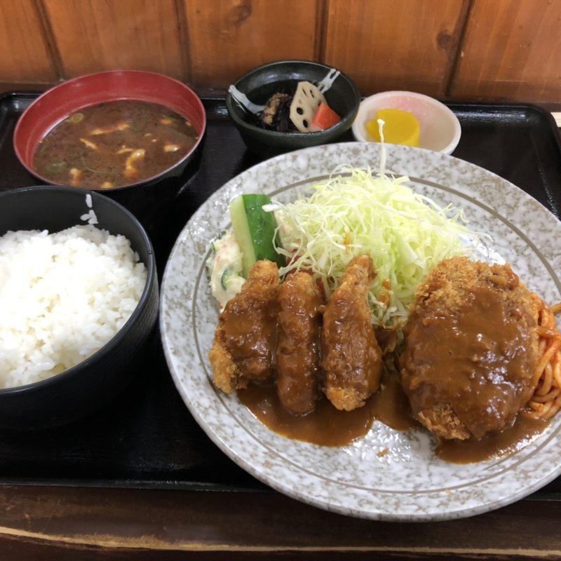一口かつ・ミンチカツ盛り合わせ定食(とんかつ本田)