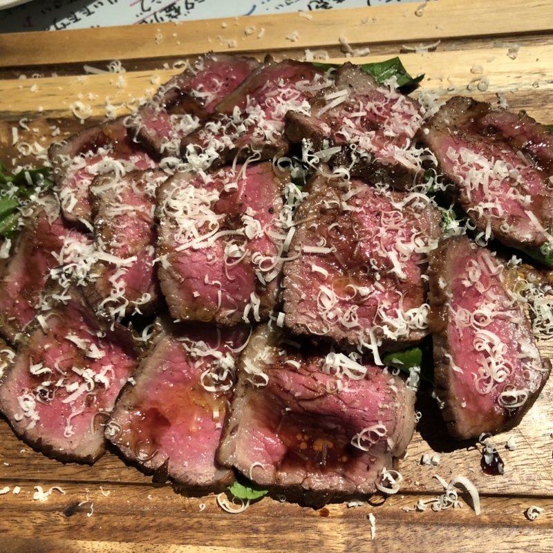 中山牛の低温ローストバルサミコソース(イタリア料理 CIBI)