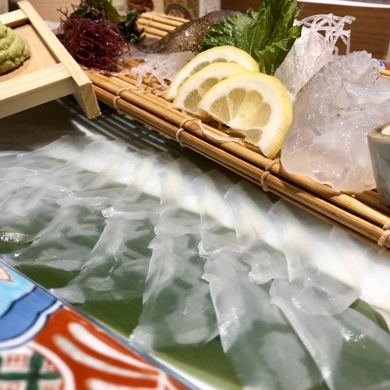 イカの活き造り(さかな市場 中州店)