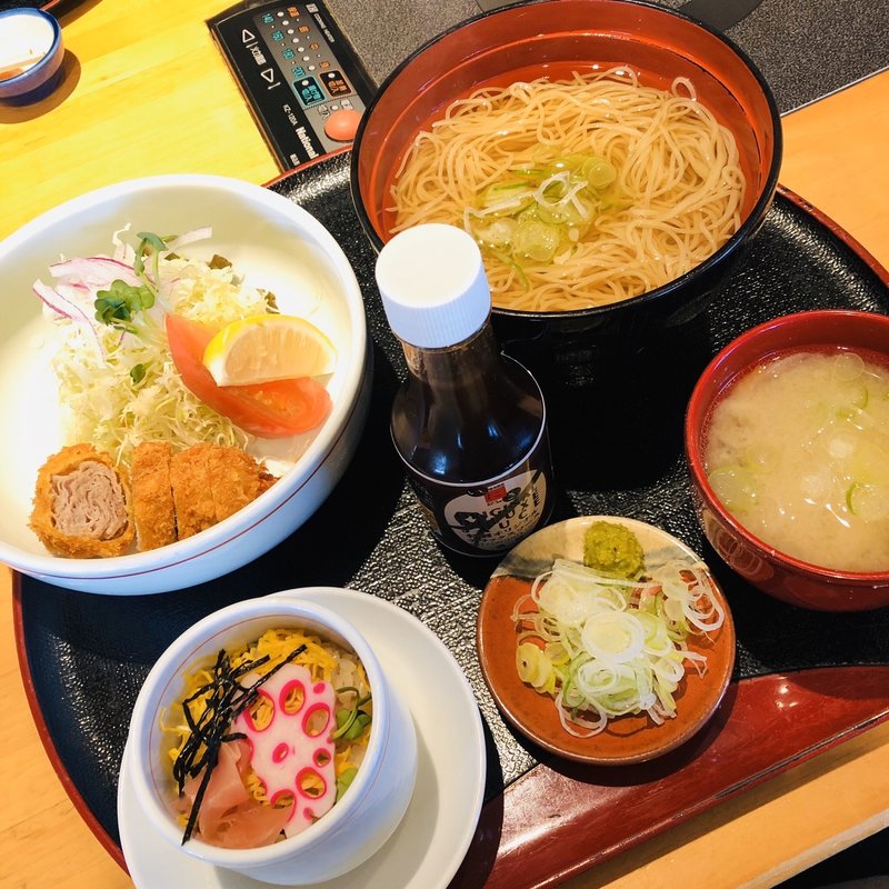 黒豚しゃぶかつそばセット(いちにいさん 国分店 )