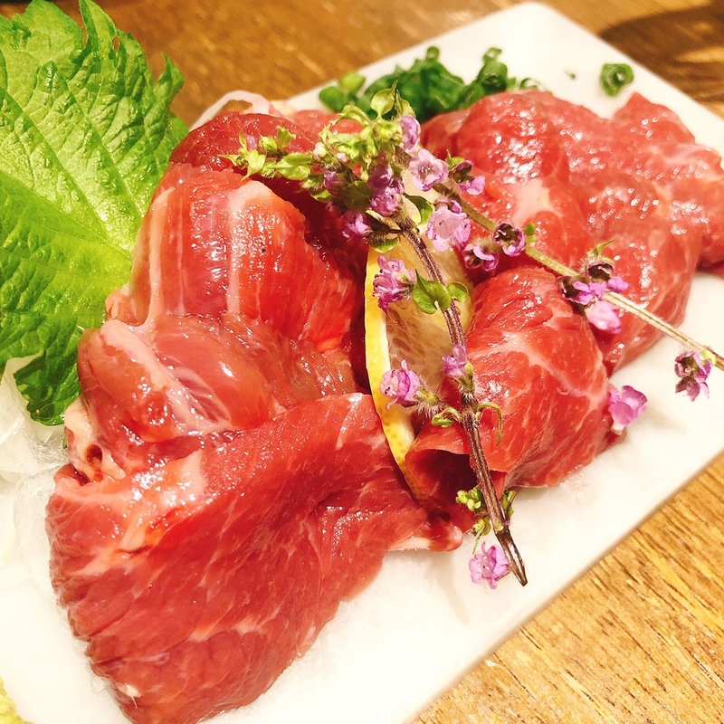 馬刺し(歌舞伎町スシンジュク)